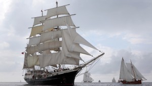 Tall Ship Tenacious under sails